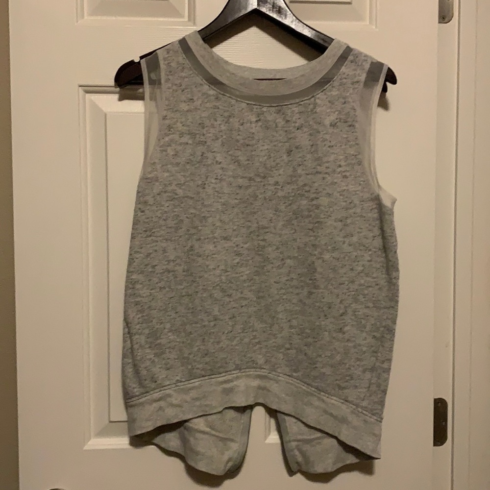 Sleeveless sweater tank